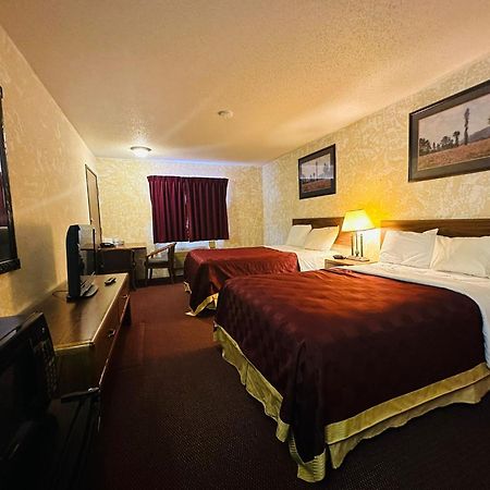 Studio 7 On Main West Fargo Екстер'єр фото